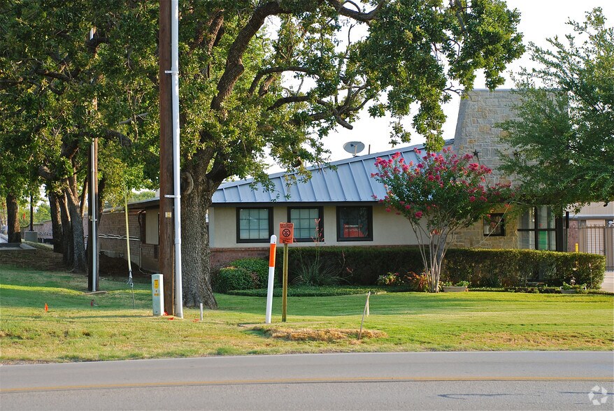 More Photos Of 3701 FM 2181, Corinth Self Storage For Lease