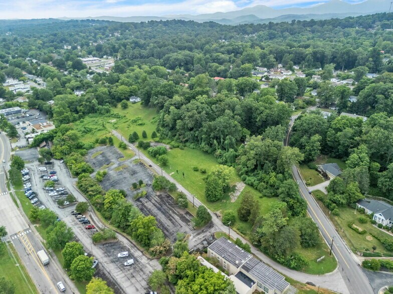 More Photos Of 203 Michigan Ave, Oak Ridge Land For Sale