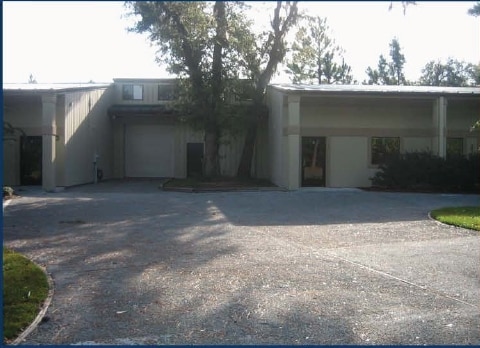 More Photos Of 16 Finch St, Hilton Head Warehouse For Lease