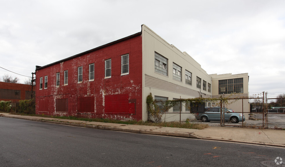 Primary Photo Of 3130 Frederick Ave, Baltimore Warehouse For Sale