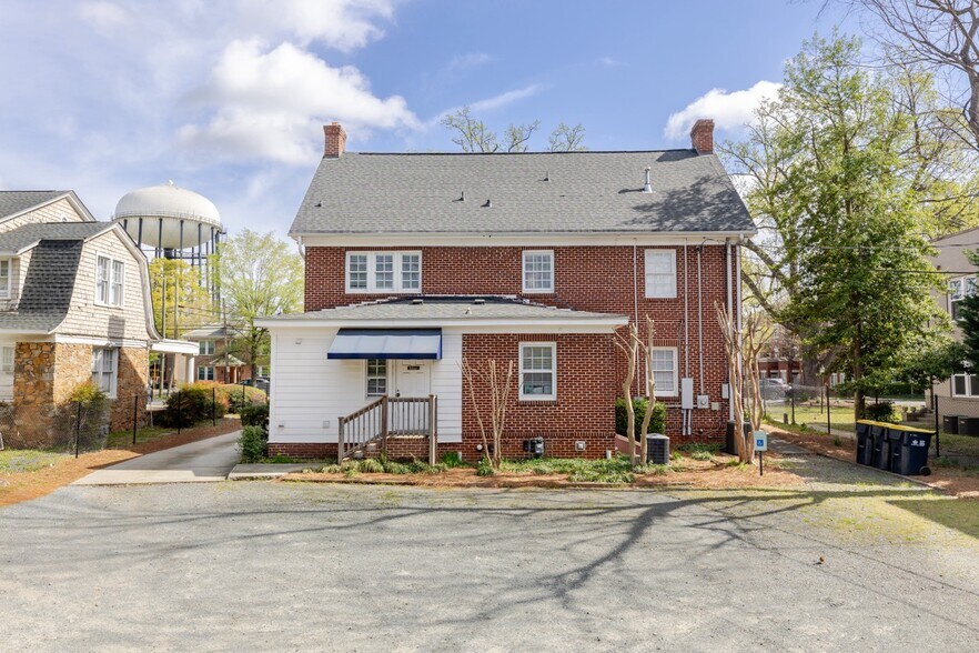 More Photos Of 2036 E 7th St, Charlotte Loft Creative Space For Sale