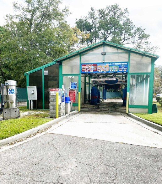 1351 Ashley River Rd, Charleston, SC 29407 Carwash For Sale