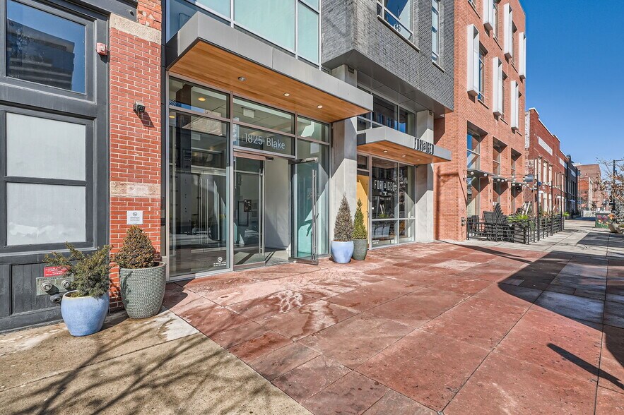 More Photos Of 1822 Blake St, Denver Office For Sale