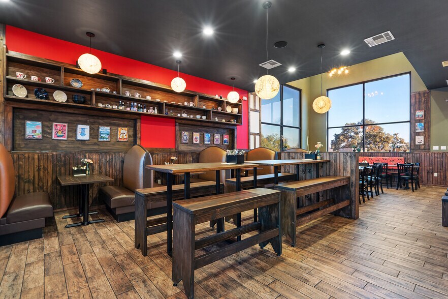 More Photos Of 3001 Joe Dimaggio Blvd, Round Rock General Retail For Sale