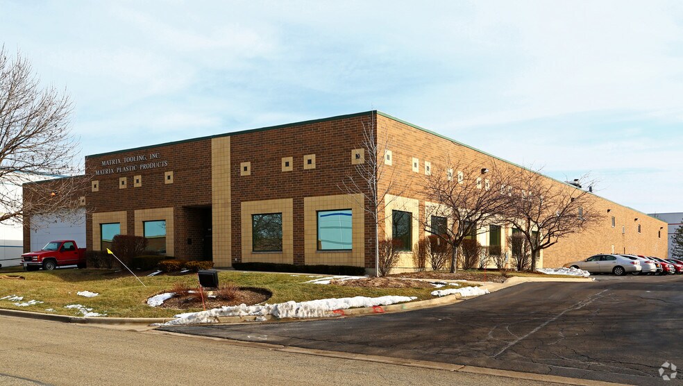 Primary Photo Of 949 Aec Dr, Wood Dale Warehouse For Sale