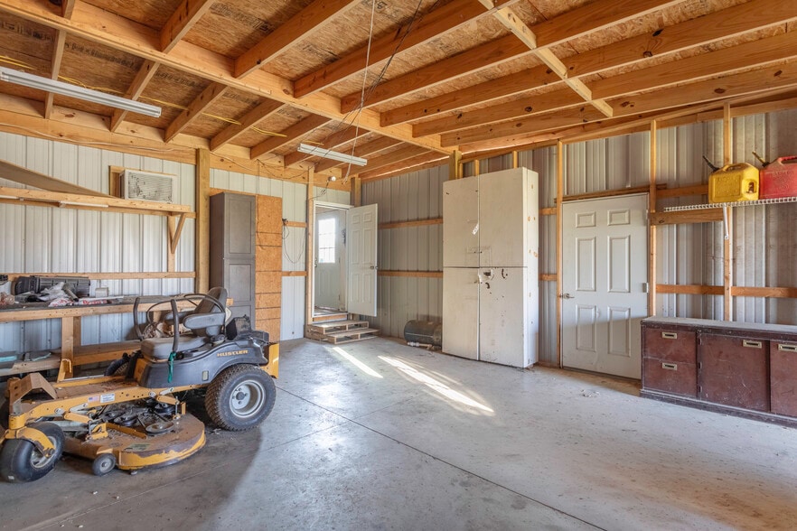 More Photos Of 2356 Alabama River Pky, Millbrook Flex For Sale