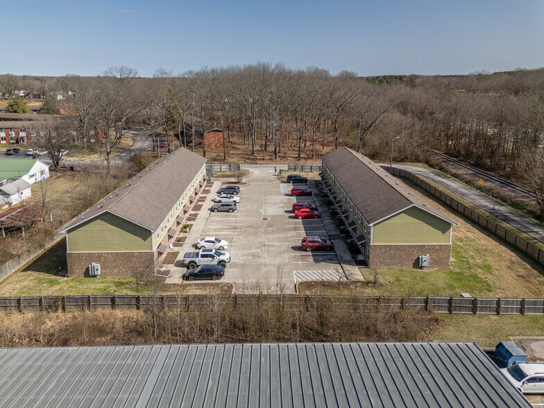 More Photos Of 156 Silver St, Tullahoma Apartments For Sale