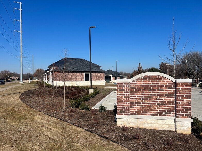 More Photos Of 5580 N Shiloh Rd, Garland Medical For Lease