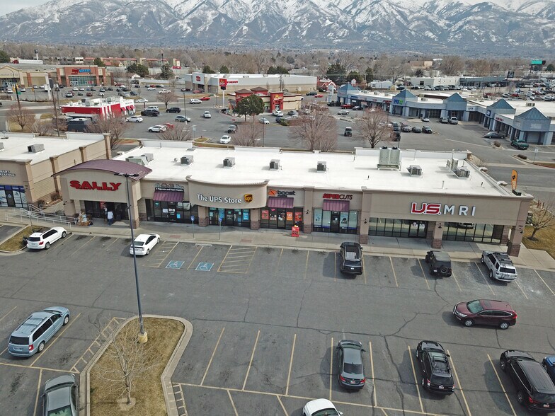 More Photos Of 729 King St, Layton Storefront For Lease