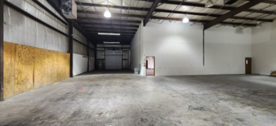 More Photos Of 150 Mattatuck Heights Rd, Waterbury Light Manufacturing For Lease