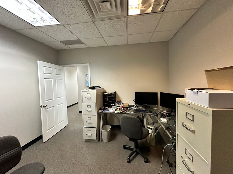 More Photos Of 1385 Weber Industrial Dr, Cumming Distribution For Lease