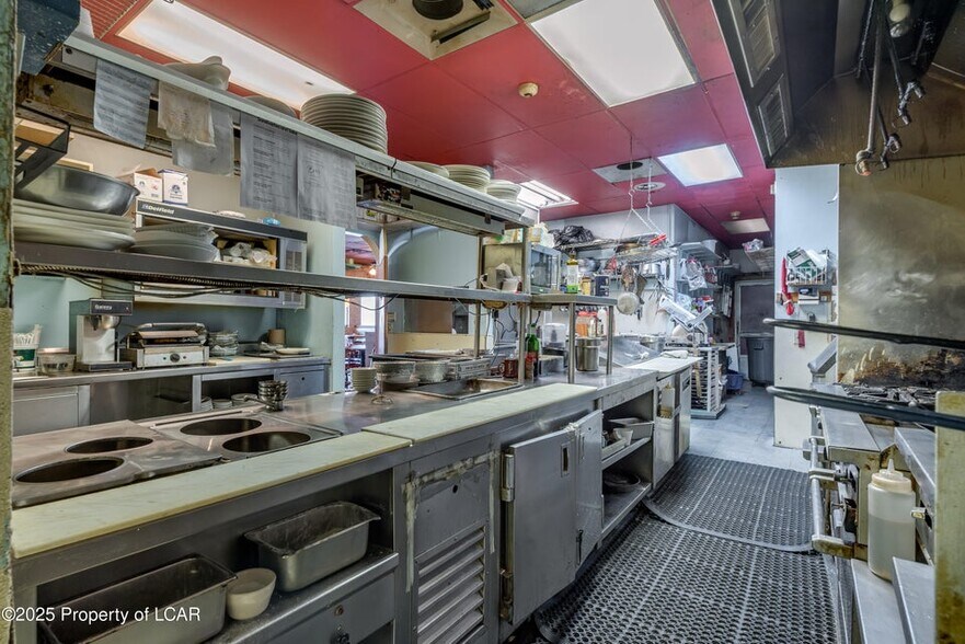 More Photos Of 1190 Sans Souci Pky, Hanover Township Restaurant For Sale