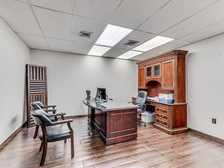 More Photos Of 325 Dean A Mcgee Ave, Oklahoma City Office For Sale