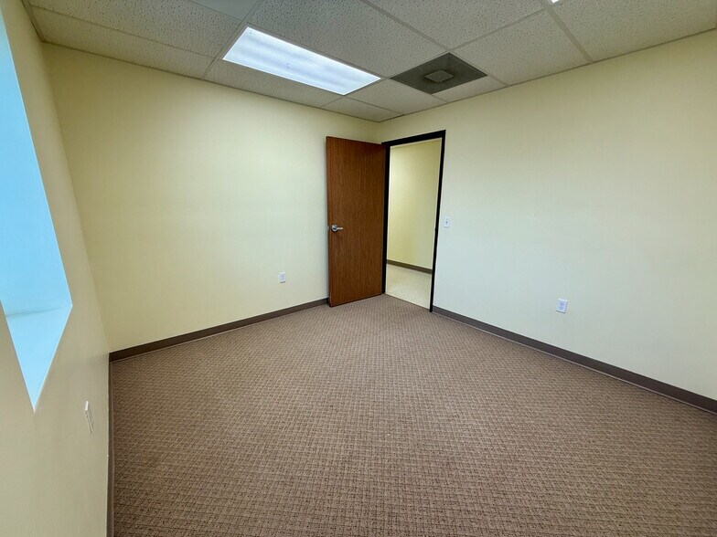 More Photos Of 601 Gilbertson St SE, Tioga Warehouse For Lease