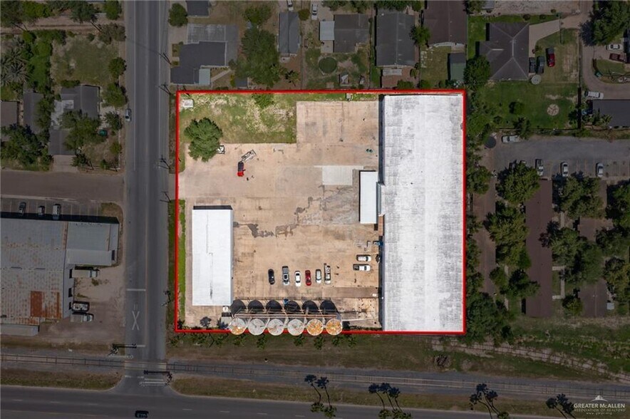 More Photos Of 100 N Dogwood St, Pharr Warehouse For Lease