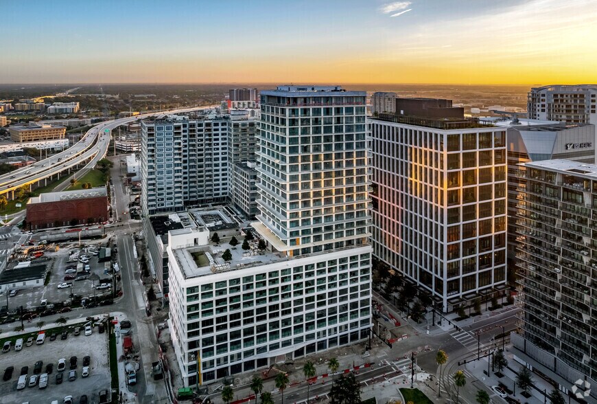 More Photos Of 1001 Water St, Tampa Office For Lease