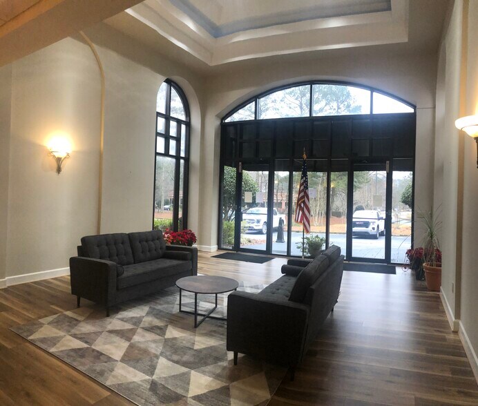 More Photos Of 401 Westpark Ct, Peachtree City Office For Lease