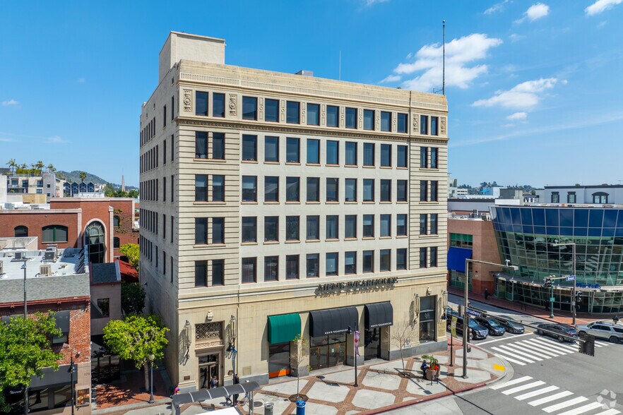 More Photos Of 100 N Brand Blvd, Glendale Office Residential For Lease