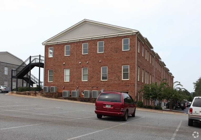 More Photos Of 800 Old Dawson Village Rd E, Dawsonville Office For Sale