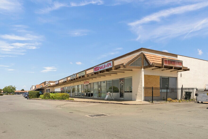 More Photos Of 3612-3672 Sonoma Blvd, Vallejo Restaurant For Sale