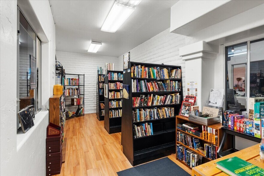 More Photos Of 297 S Main St, Cottonwood Storefront Retail Office For Sale