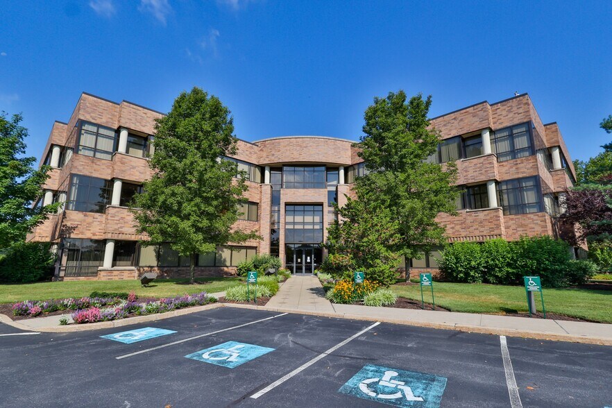 More Photos Of 1525 Valley Center Pky, Bethlehem Unknown For Lease