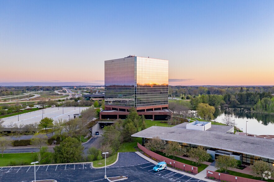 More Photos Of 11414 W Park Pl, Milwaukee Unknown For Lease