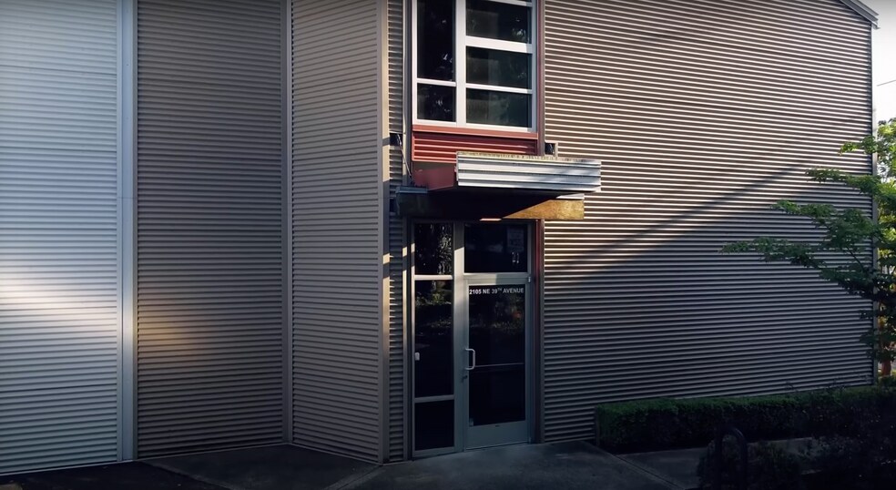 More Photos Of 3829-3843 NE Tillamook St, Portland Office For Lease