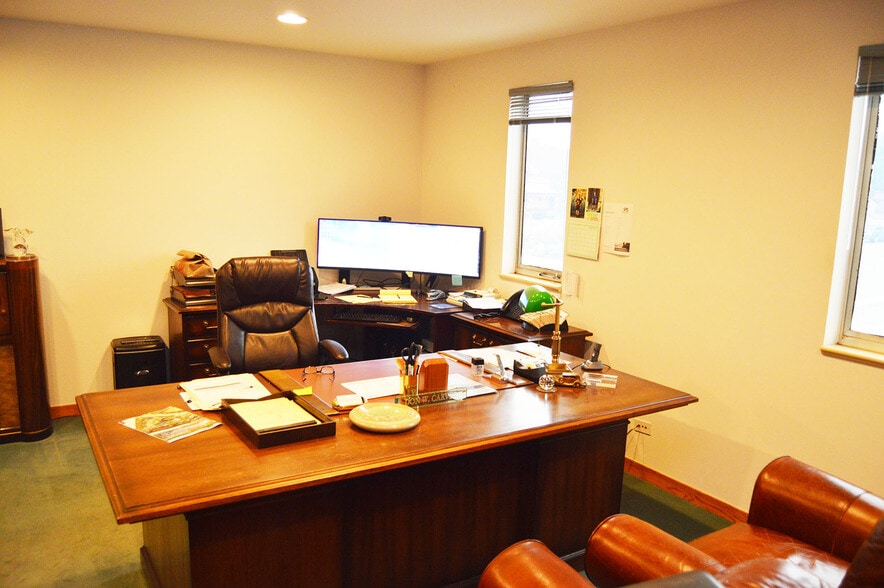 More Photos Of 7710 Ralston Rd, Arvada Office For Sale