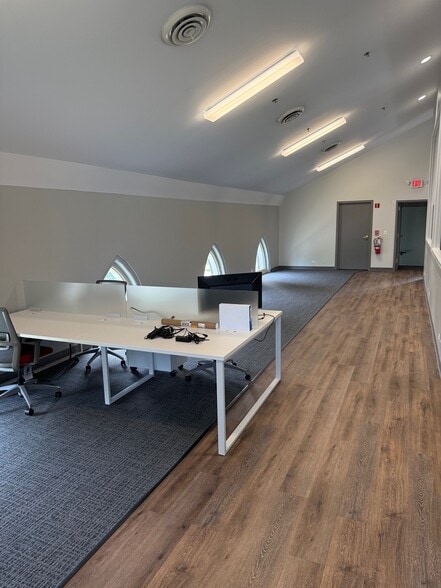 More Photos Of , Batavia Unknown For Sale