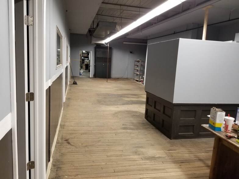 More Photos Of 343-345 Broadway St, Buffalo Manufacturing For Lease