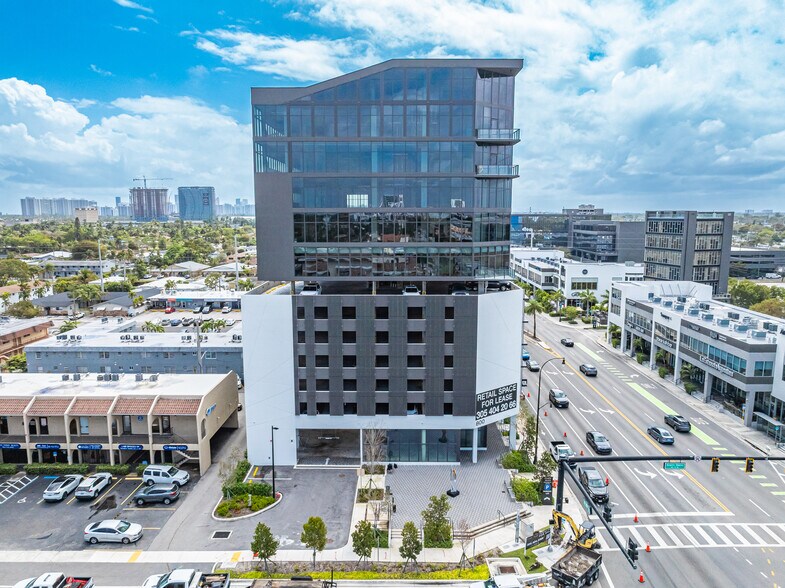 More Photos Of 800 N Federal Hwy, Hallandale Beach Office For Sale
