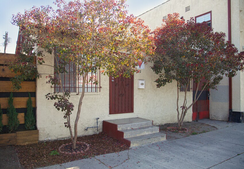 More Photos Of 1412 W Florence Ave, Los Angeles Apartments For Lease