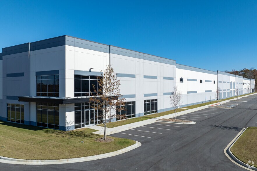 More Photos Of 1050 Douglas Hills Rd, Lithia Springs Unknown For Lease