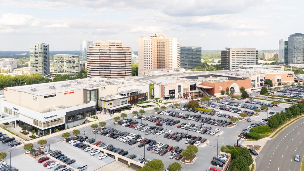 More Photos Of 1651-2255 International Dr, McLean Unknown For Lease