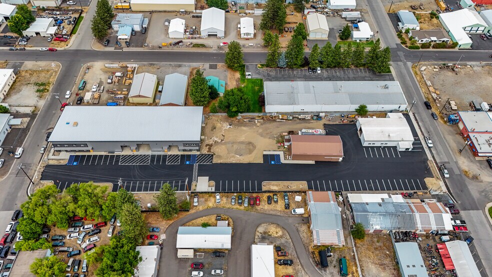 More Photos Of 6401 Pittsburg St, Spokane Warehouse For Lease