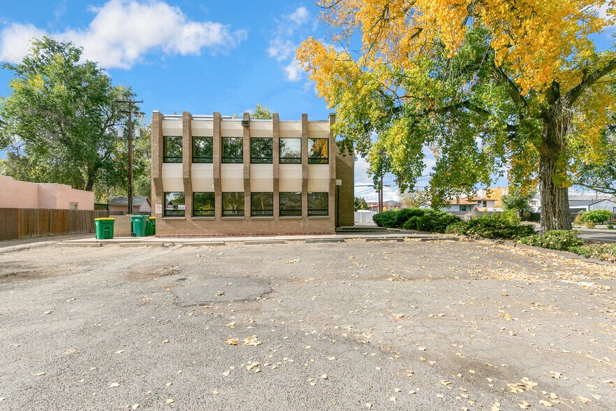 More Photos Of 7000 W 14th Ave, Lakewood Office For Lease