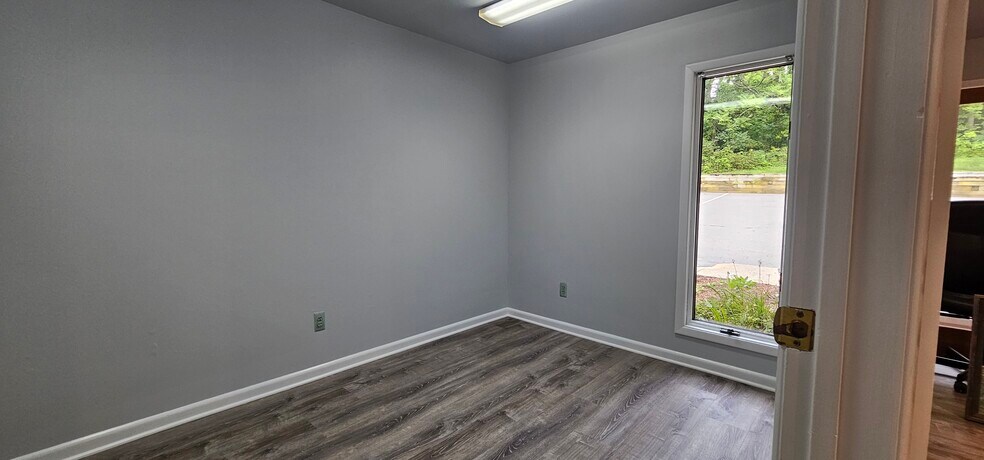 More Photos Of 276 State Rt.94, Vernon Medical For Lease