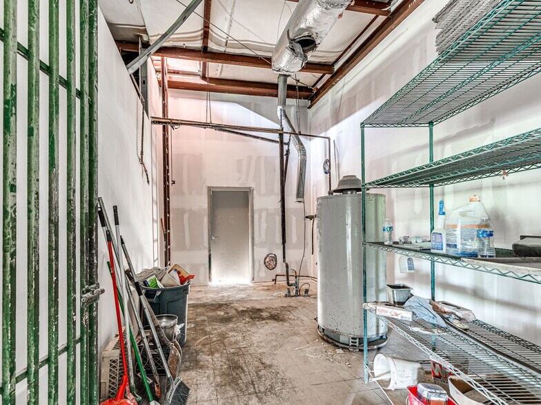 More Photos Of 4903 N Harrison St, Shawnee Restaurant For Sale