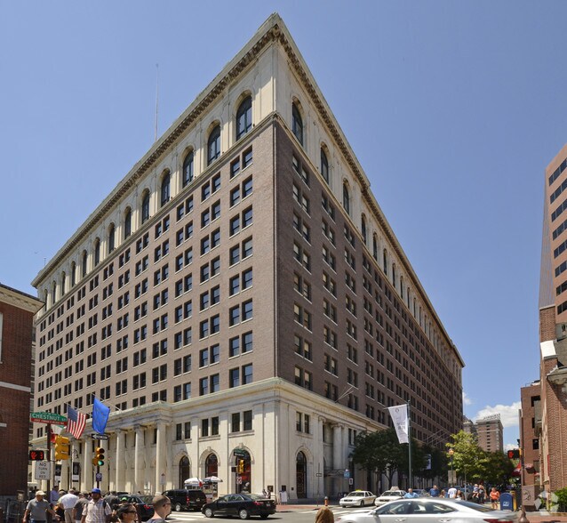 More Photos Of 150 S Independence Mall W, Philadelphia Apartments For Lease