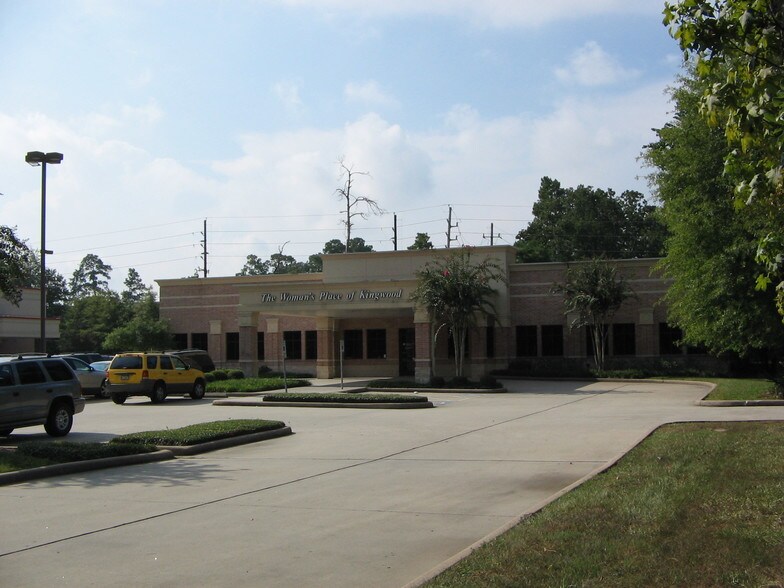 More Photos Of 1330 Kingwood Dr, Kingwood Medical For Lease