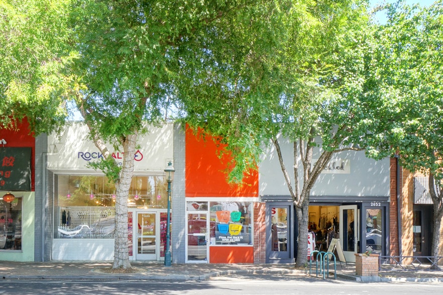 More Photos Of 2652-2658 Broadway, Redwood City Storefront For Lease