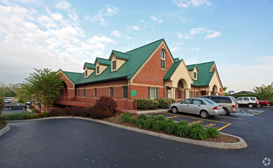 More Photos Of 139 Fox Rd, Knoxville Office For Lease