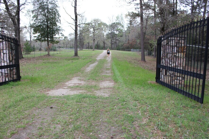 More Photos Of 16046 Honea Rd W, Montgomery Land For Sale