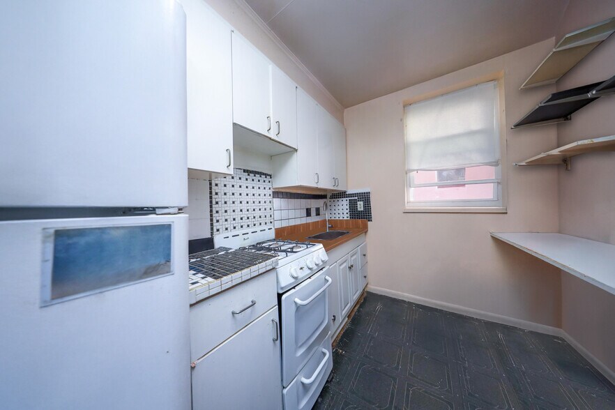 More Photos Of 1505 Gravesend Neck Rd, Brooklyn Apartments For Sale