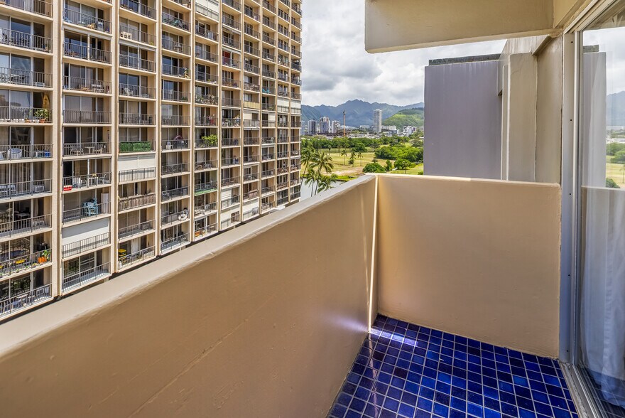More Photos Of 441 Walina St, Honolulu Apartments For Sale