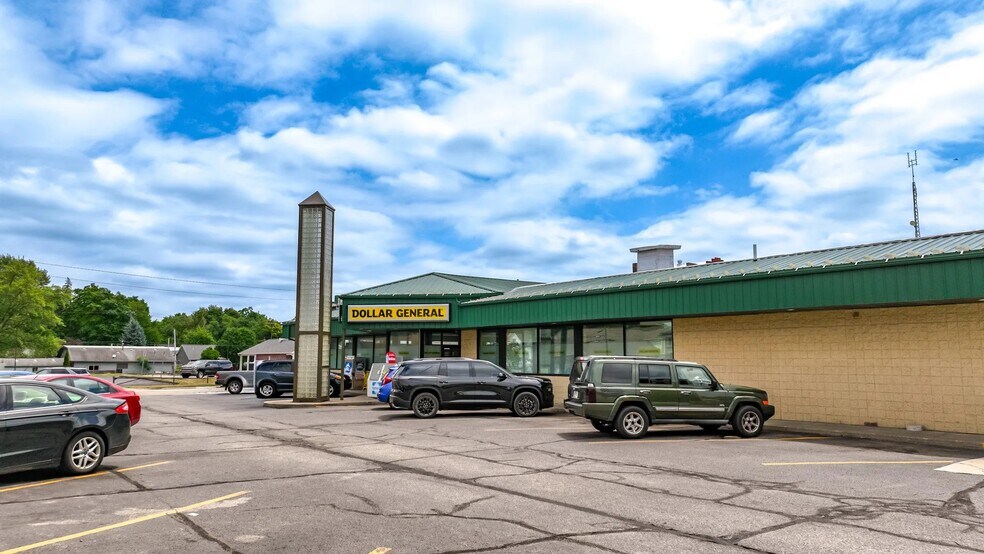 Primary Photo Of 211 N Wayne St, Angola Freestanding For Lease