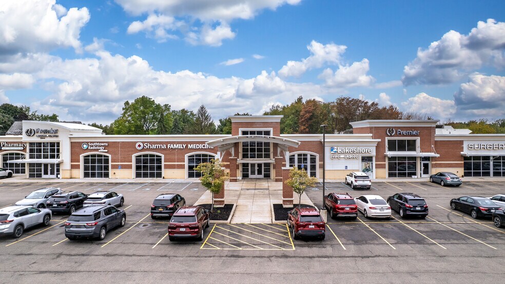 More Photos Of 5844 Southwestern Blvd, Hamburg Medical For Sale