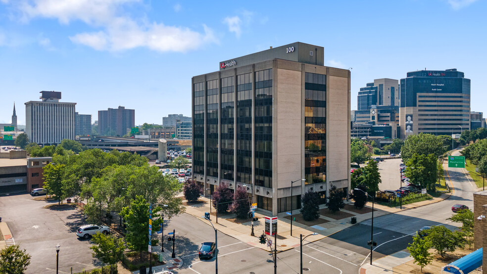 Primary Photo Of 100 E Liberty St, Louisville Medical For Lease