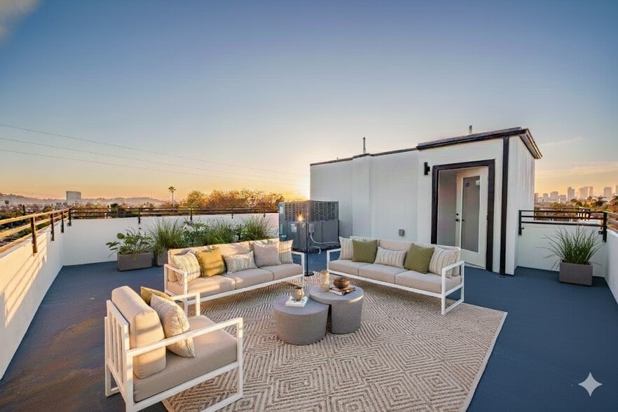 More Photos Of 1656 S Hayworth Ave, Los Angeles Multifamily For Sale